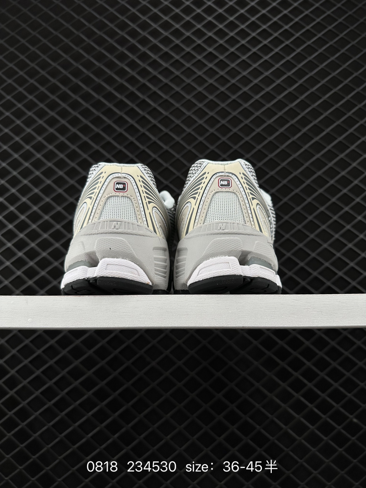 New Balance MR740 NB